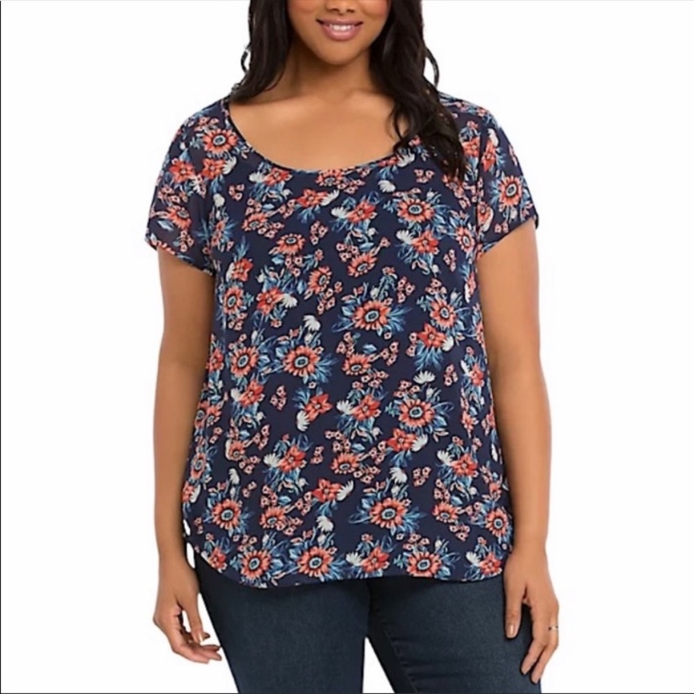 Torrid size 2X floral sheer beautiful top- NEW